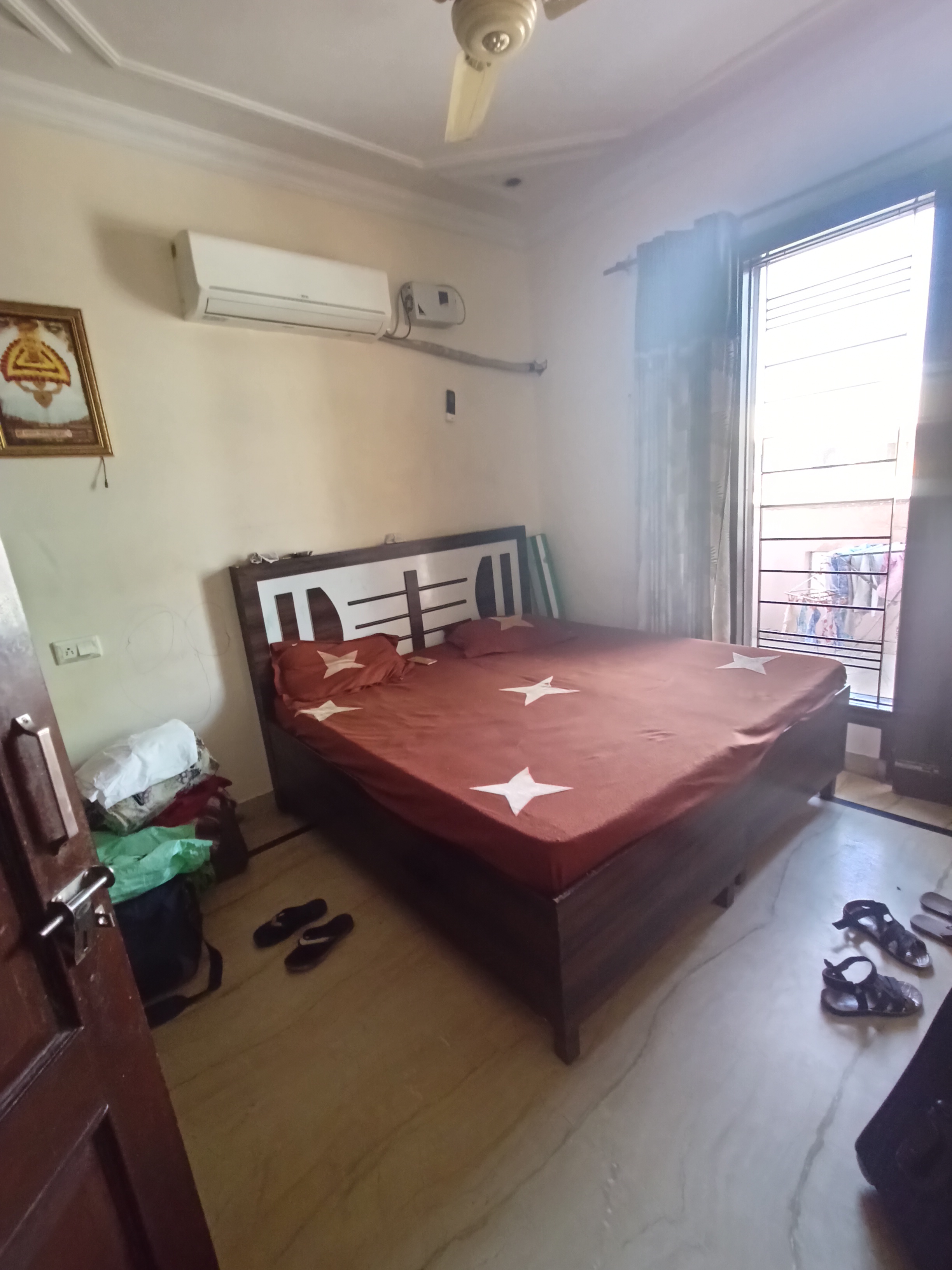 2 BHK + Study Room Independent House For Rent in Sector 17