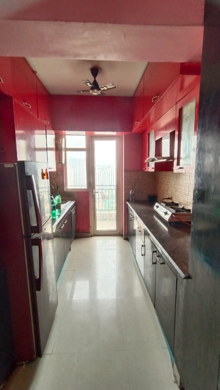 Kitchen, sethi-max-royale 3 Bedroom 1250 Sq.Ft. Apartment In Sector 76 Noida 8795355