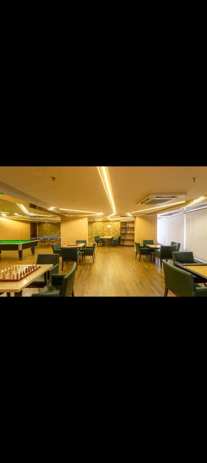 2 BHK Apartment For Sale in Gurukrupa Marina Enclave