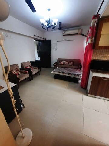 Furnished Amenities in 2 BHK Apartment at Sethi Max Royale, Sector 76 – for Rent