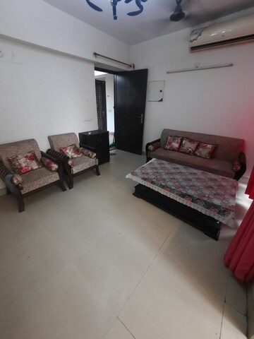Bedroom in 2 BHK Apartment at Sethi Max Royale, Sector 76 – for Rent