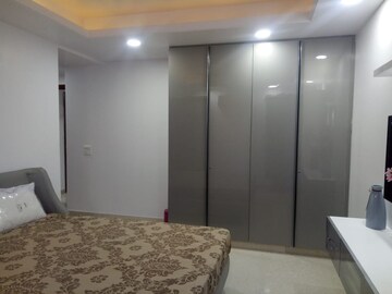 Room in 3 BHK Builder Floor at Saket – for Rent