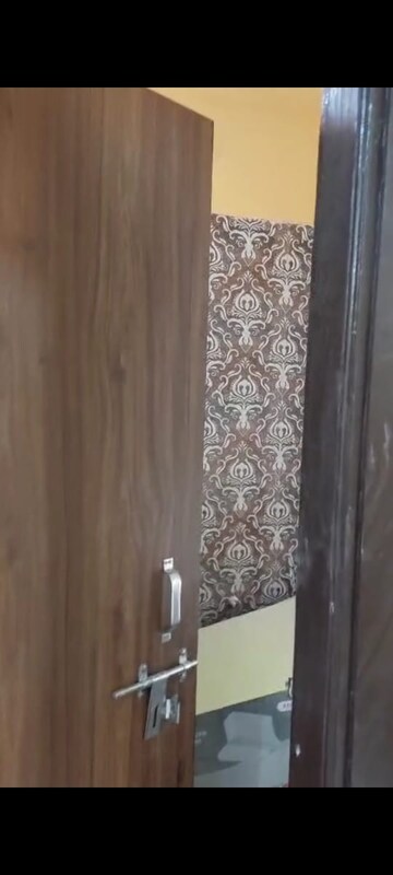 Bedroom in 3 BHK Builder Floor at Gaur City-2, Gaur City 2 – for Rent