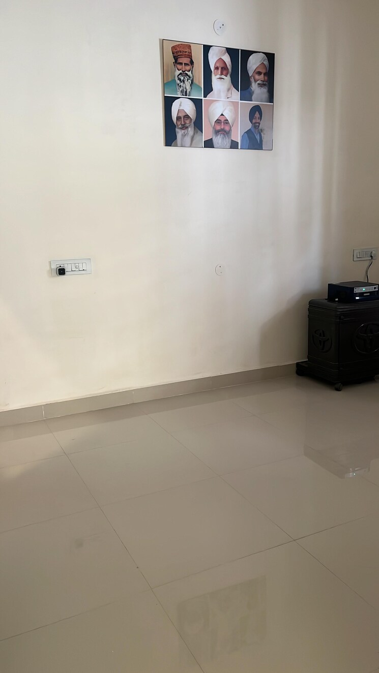 Room, sector 79 2 Bedroom 850 Sq.Ft. Apartment In Sector 79 Mohali 8795388