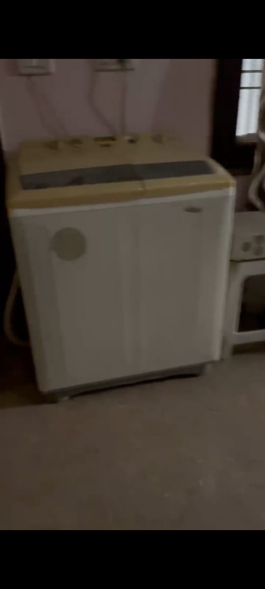 2 BHK Builder Floor For Rent in Gaur City-2