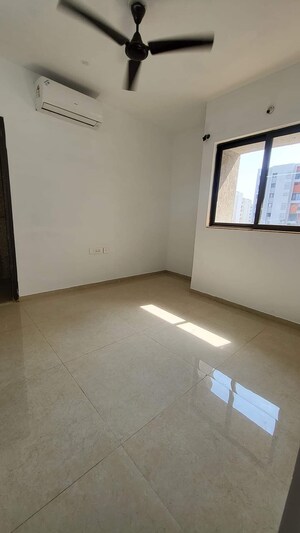 Master Bedroom in 1 BHK Apartment at Lodha Palava Downtown, Dombivli East – for Sale