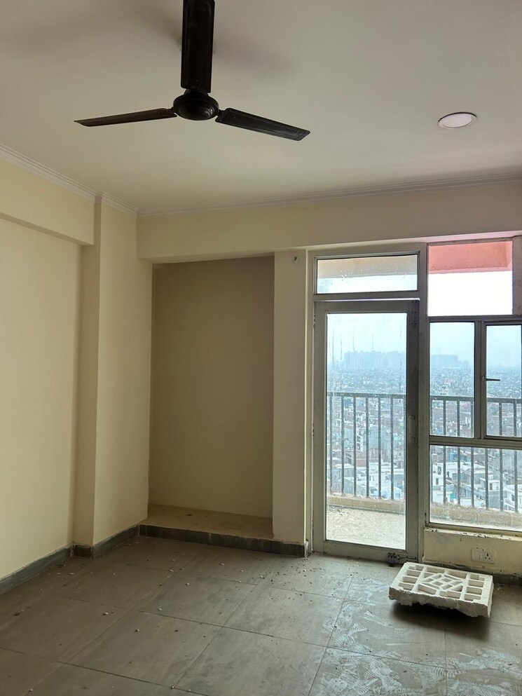 Room, mahagun-mywoods 2.5 Bedroom 1110 Sq.Ft. Apartment In Sector 16c Greater Noida Greater Noida 8795445