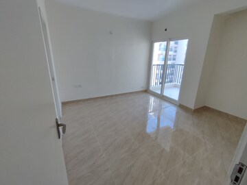Room in 2 BHK Apartment at Today Ridge Residency, Sector 135 – for Sale