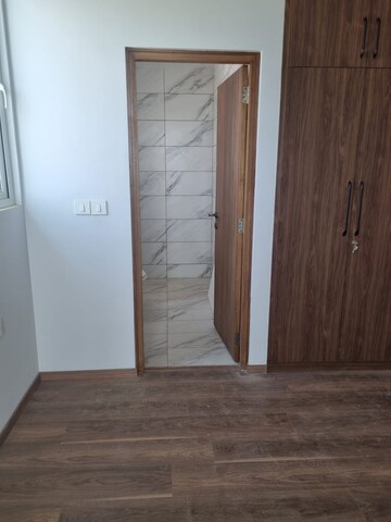 Room in 3 BHK Apartment at Conscient Hines Elevate, Sector 59 – for Rent
