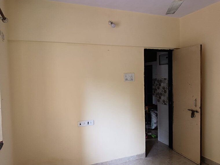 Room, raj-ratna-park-chs 1 Bedroom 525 Sq.Ft. Apartment In Brahmand Thane 8795524