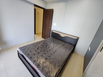 Bedroom in 3 BHK Apartment at Kalpataru The Sunrise, Kolshet Road – for Rent