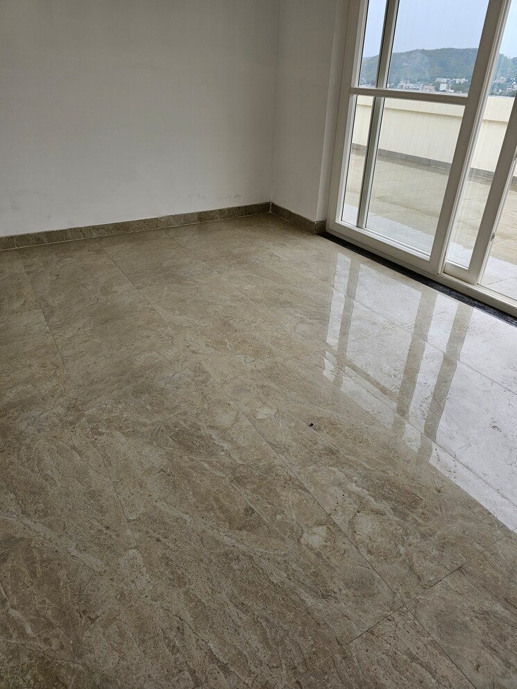 Room, kulhan 4 Bedroom 4008 Sq.Ft. Apartment In Kulhan Dehradun 8795539