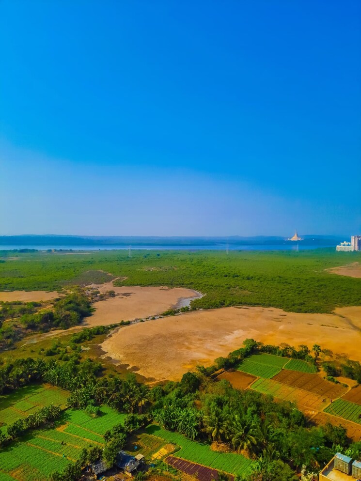 Garden, gurukrupa-marina-enclave 3 Bedroom 838 Sq.Ft. Apartment In Malad West Mumbai 8795558