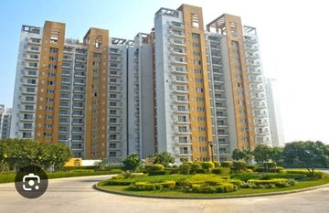 2 BHK Apartment For Rent in BPTP Park Grandeura, Sector 82