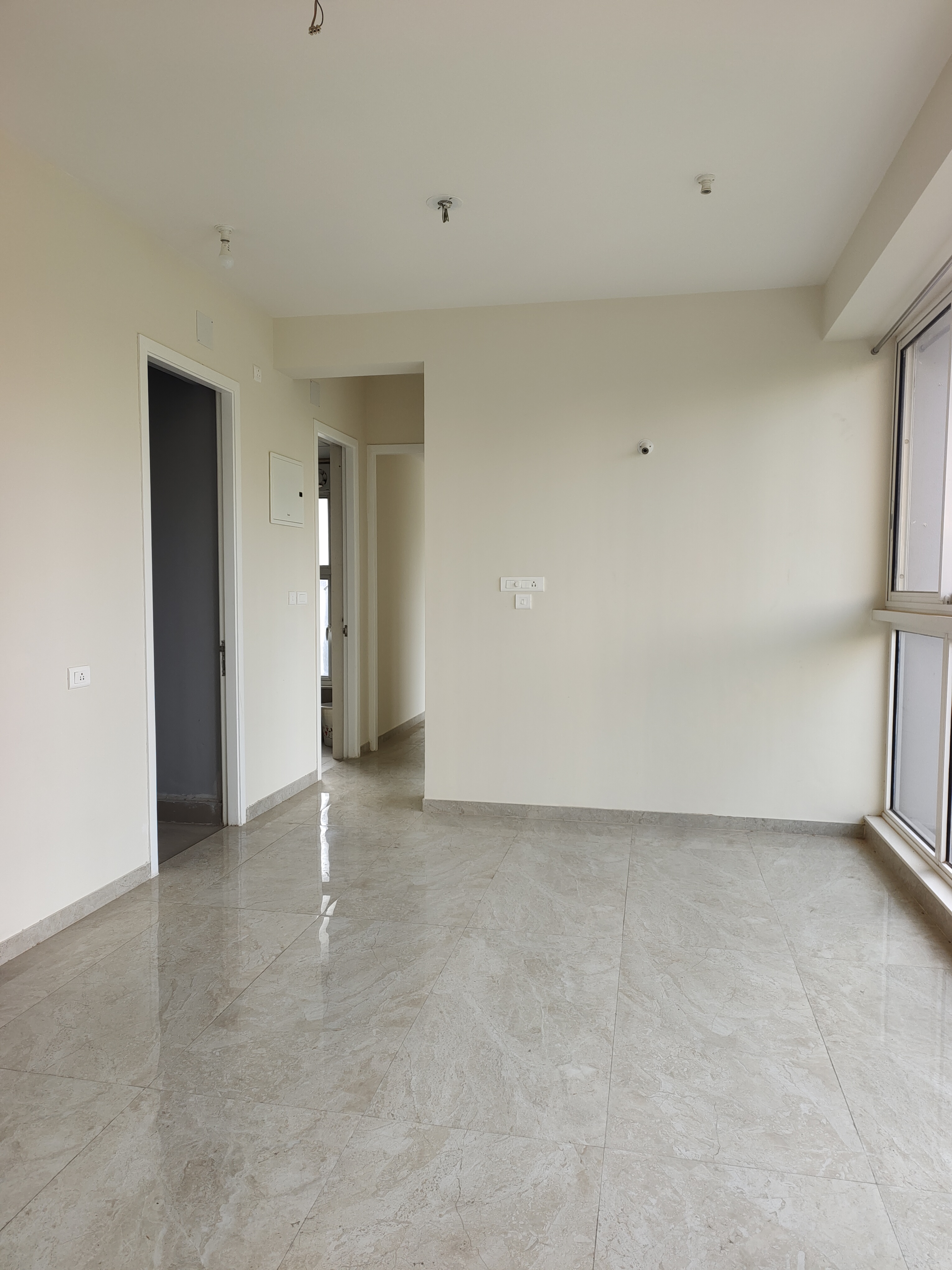 2 BHK + Pooja Room Apartment For Rent in Tata Serein