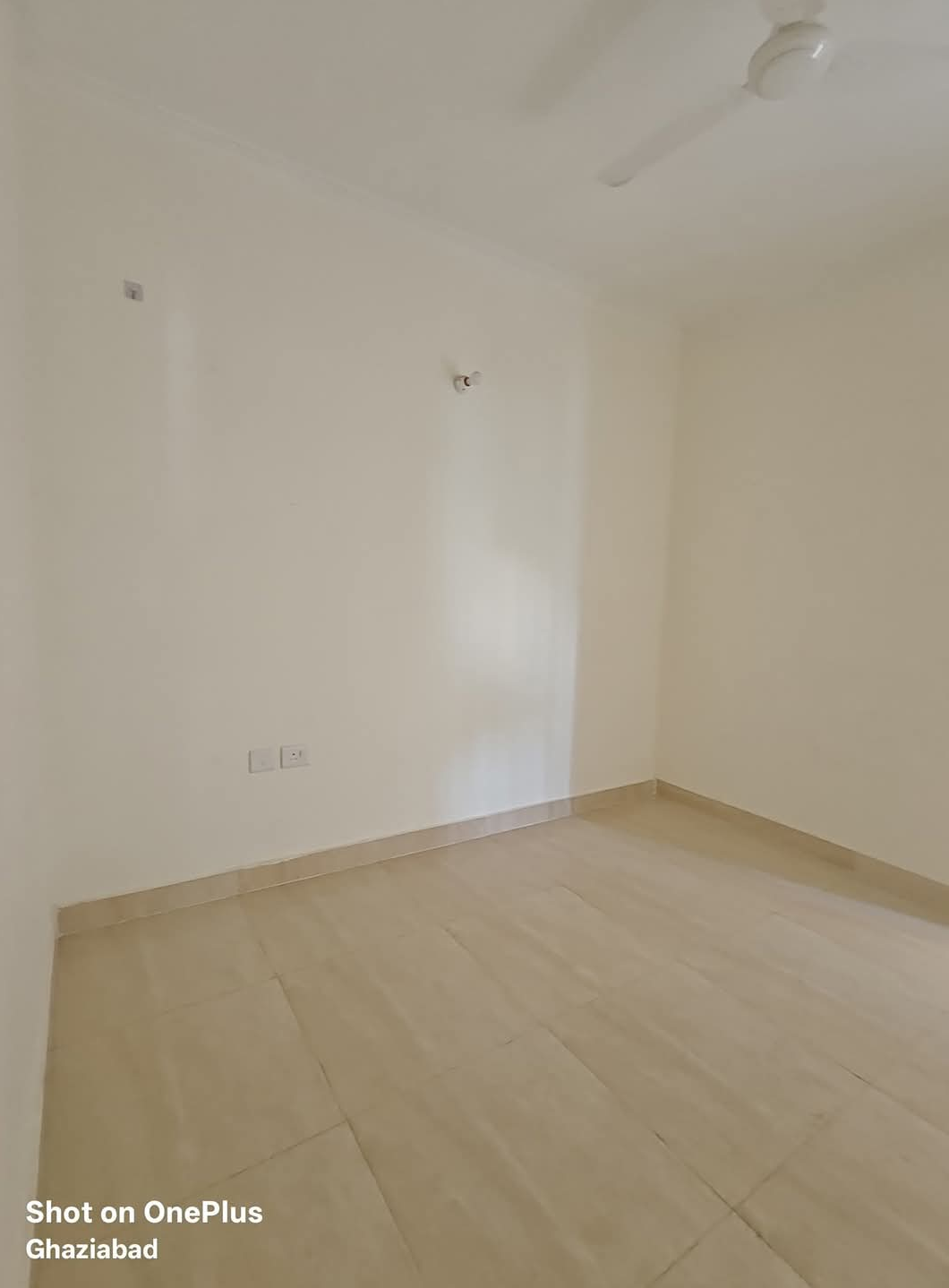 3 BHK Apartment For Rent in Gaur City 2 - 14th Avenue