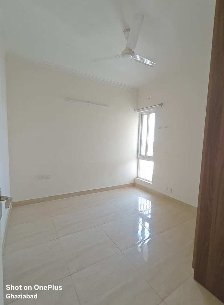 Room, gaur-city-2-14th-avenue 3 Bedroom 1175 Sq.Ft. Apartment In Sector 16c Greater Noida Greater Noida 8795605