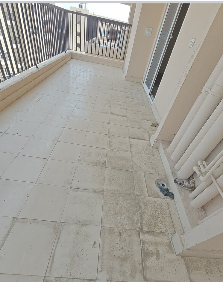 Balcony, gaur-city-2-14th-avenue 3 Bedroom 1175 Sq.Ft. Apartment In Sector 16c Greater Noida Greater Noida 8795605