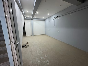 Room in  Office Space at New Palam Vihar – for Rent