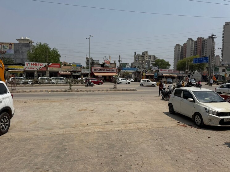  Parking, new palam vihar Commercial Office Space 1440 Sq.Ft. In New Palam Vihar Gurgaon 8795760