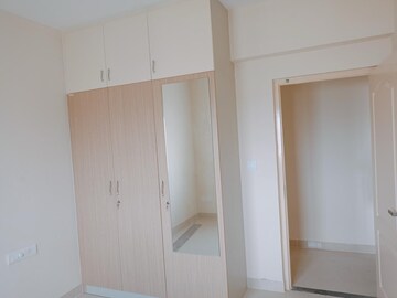 Room in 2 BHK Builder Floor at Kodigehalli – for Rent