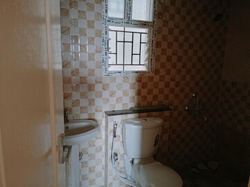 Bathroom in 2 BHK Builder Floor at Kodigehalli – for Rent