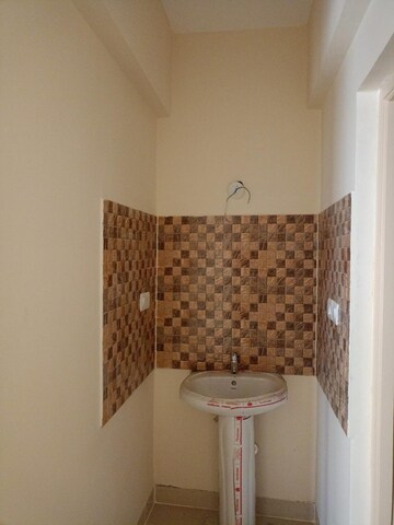 Furnished Amenities in 2 BHK Builder Floor at Kodigehalli – for Rent