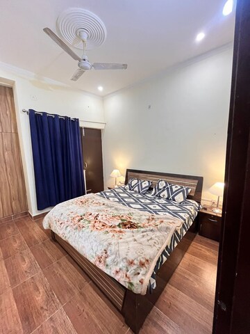 Bedroom in 2 BHK Builder Floor at Sahastradhara Road – for Rent