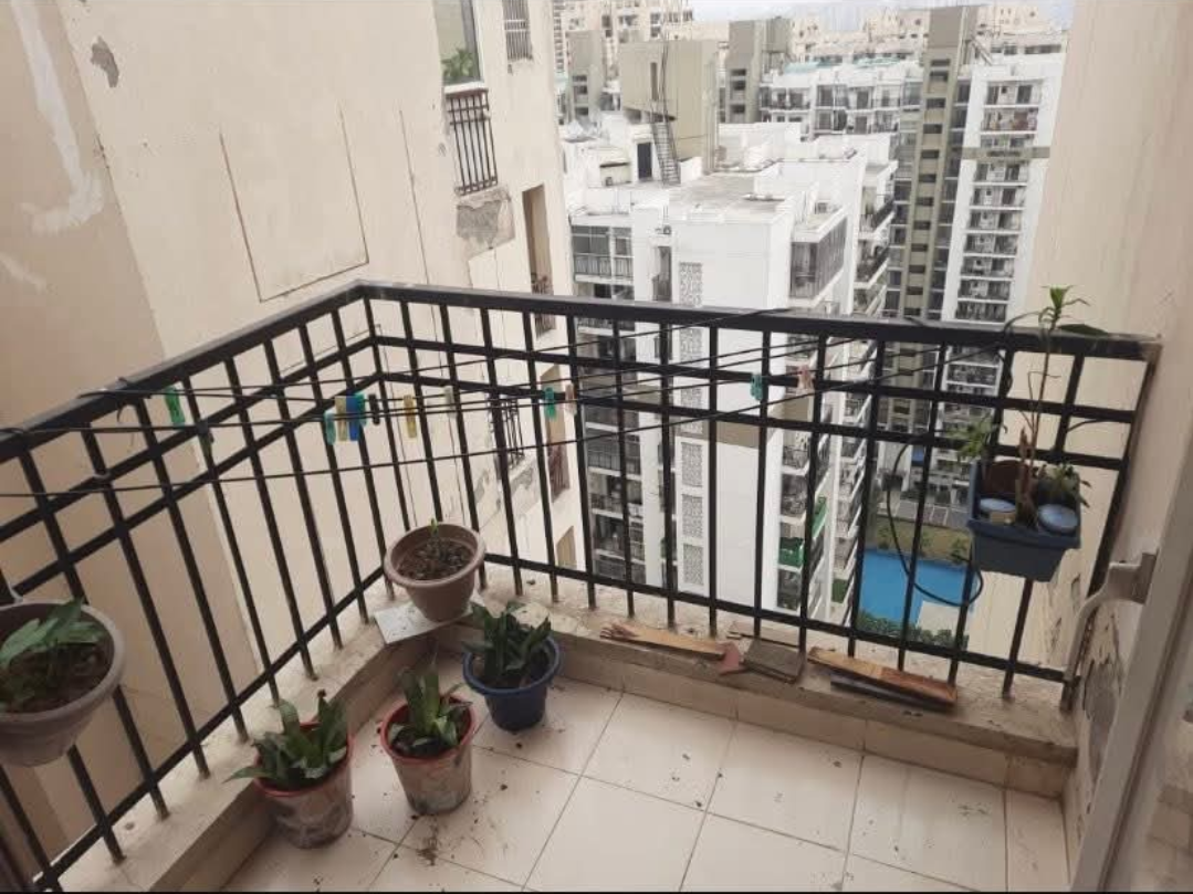 2 BHK Apartment For Rent in Ajnara Le Garden