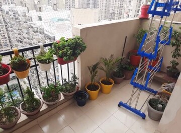 Master Bedroom in 2 BHK Apartment at Ajnara Le Garden, Sector 16b Greater Noida – for Rent