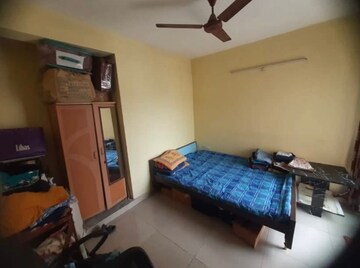 Bedroom in 2 BHK Apartment at Ajnara Le Garden, Sector 16b Greater Noida – for Rent