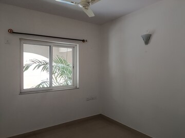 Room in 2 BHK Apartment at Prestige Kensington Gardens, Jalahalli – for Rent