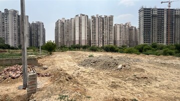  Plot – Exterior View View at Roza Jalalpur - for Sale