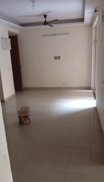 Bathroom in 3 BHK Apartment at Nirala Aspire, Sector 16 Greater Noida – for Rent