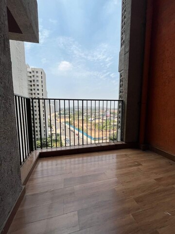 2 BHK Apartment For Sale in Lodha Palava Downtown, Dombivli East