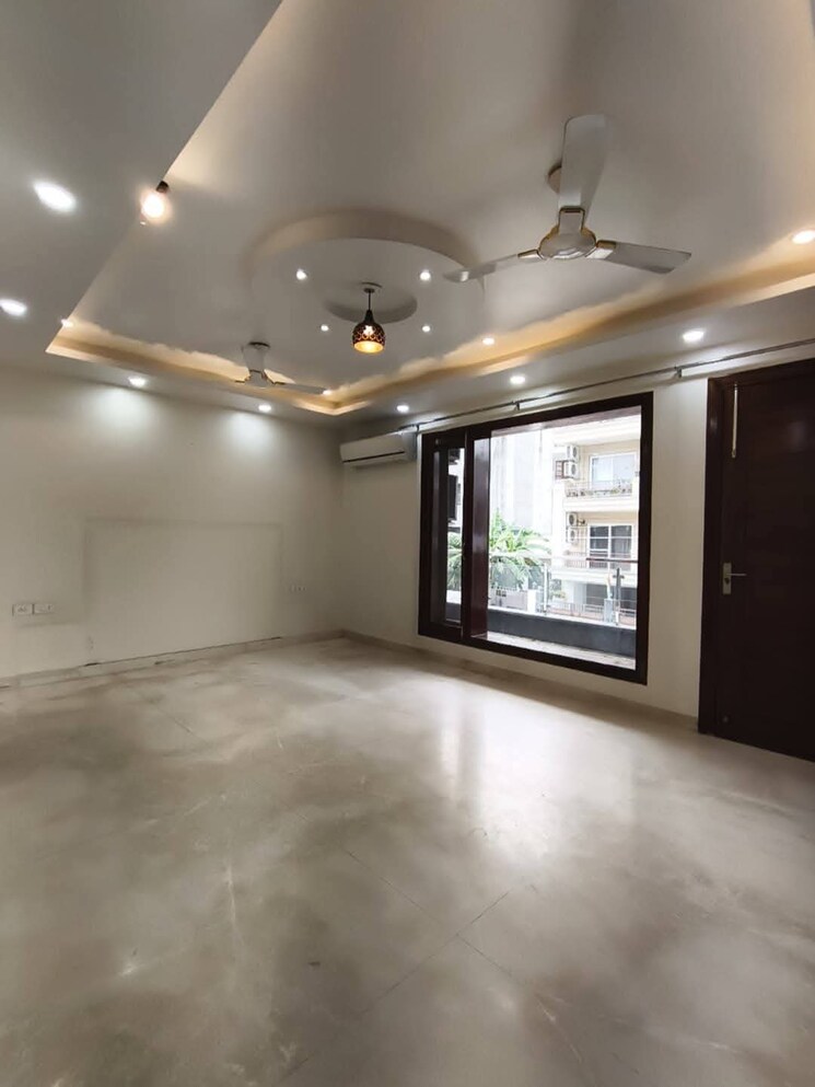 Room, paras-quartier 4 Bedroom 5350 Sq.Ft. Apartment In Gwal Pahari Gurgaon 8795750