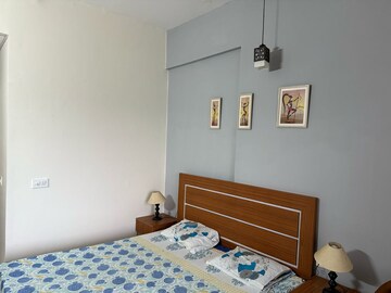Bedroom in 1 BHK Apartment at Paramount Golfforeste, Zeta I Greater Noida – for Rent