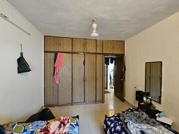 Bedroom in 1 BHK Apartment at Suchidham Complex, Goregaon East – for Rent