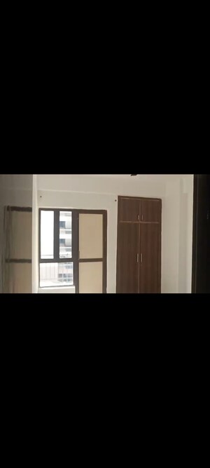 Room in 3 BHK Apartment at SG Impressions 58, Raj Nagar Extension – for Sale
