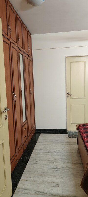 Furnished Amenities in 1 BHK Apartment at Hiranandani Estate Flora, Ghodbunder Road – for Rent