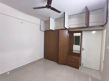 Room in 2 BHK Apartment at Sai Garden Bangalore, Yemalur – for Rent