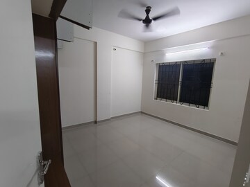 Room in 2 BHK Apartment at Sai Garden Bangalore, Yemalur – for Rent