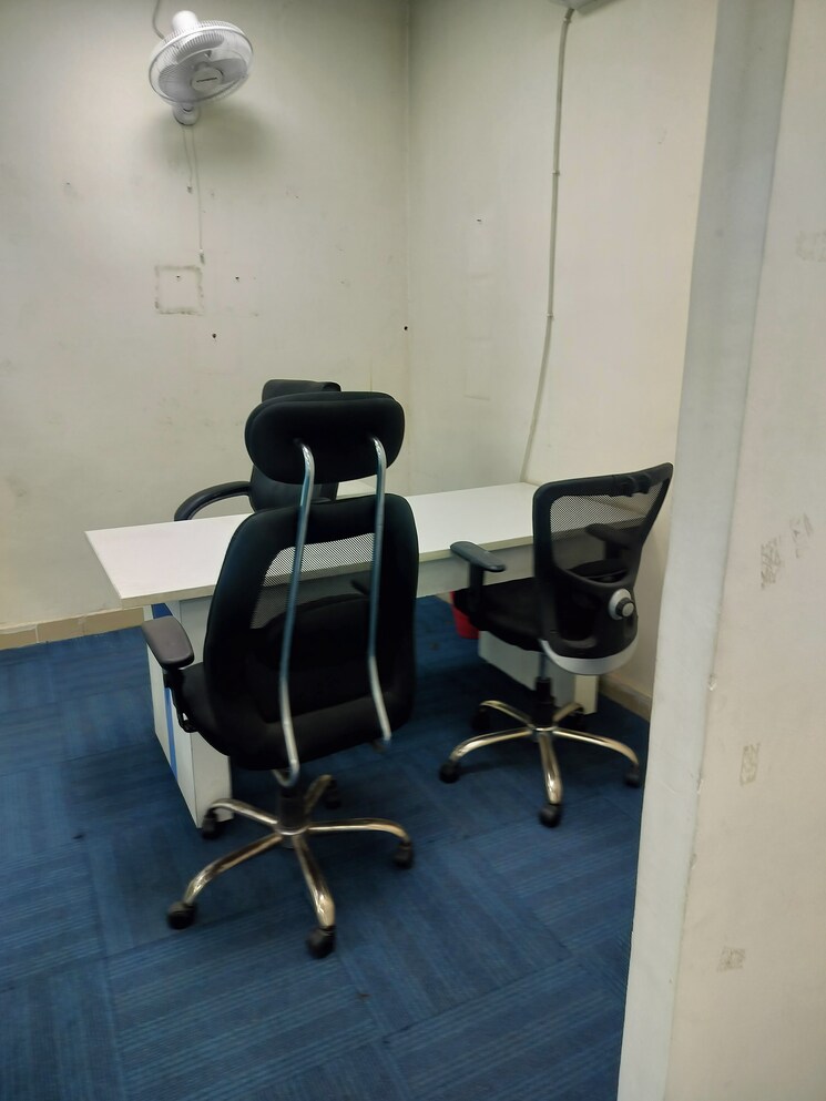 Team Area, gc-complex Commercial Office Space in IT/SEZ 1200 Sq.Ft. In Sector 15 Noida 8795773
