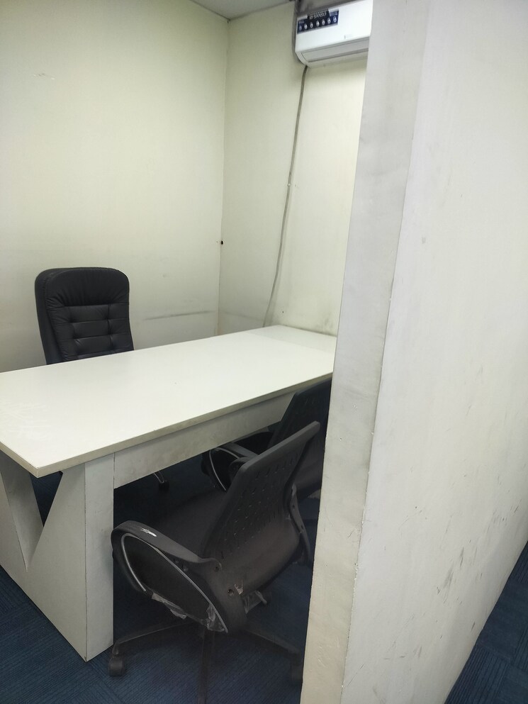 Team Area, gc-complex Commercial Office Space in IT/SEZ 1200 Sq.Ft. In Sector 15 Noida 8795773