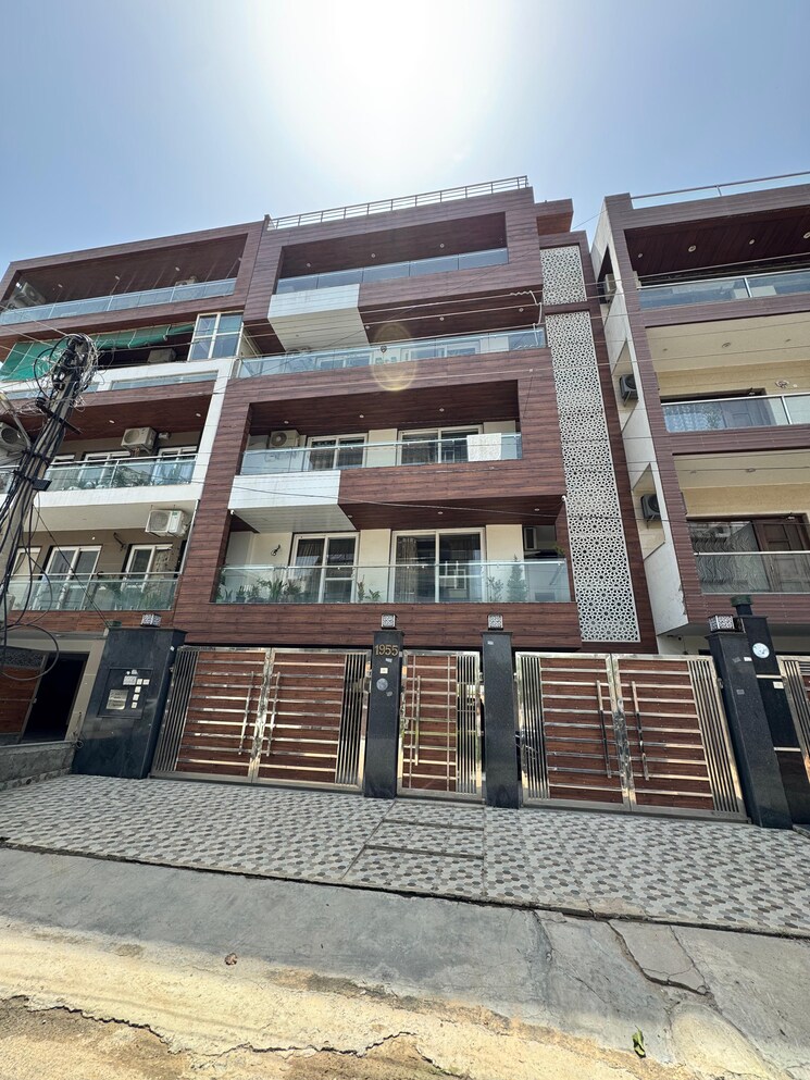 Exterior View, the-legend-one 3 Bedroom 267 Sq.Yd. Builder Floor In Sector 57 Gurgaon 8795795