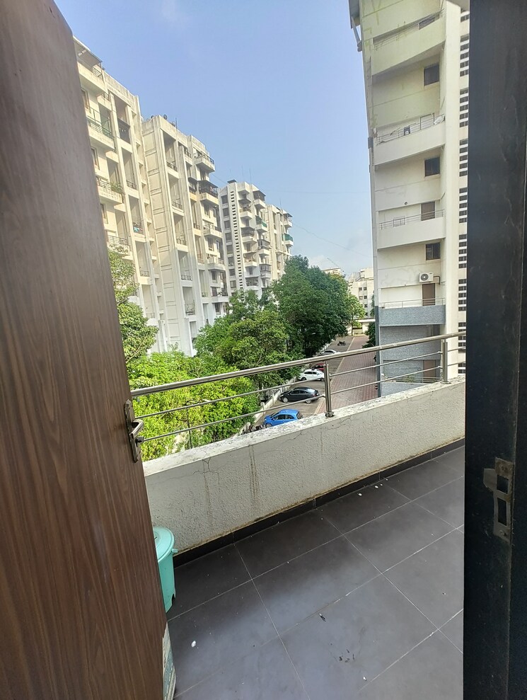 Balcony, viva-hallmark 3 Bedroom 1650 Sq.Ft. Apartment In Bavdhan Pune 8795812