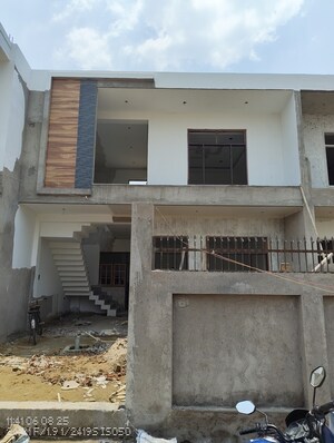 3 BHK Independent House For Sale in Jankipuram