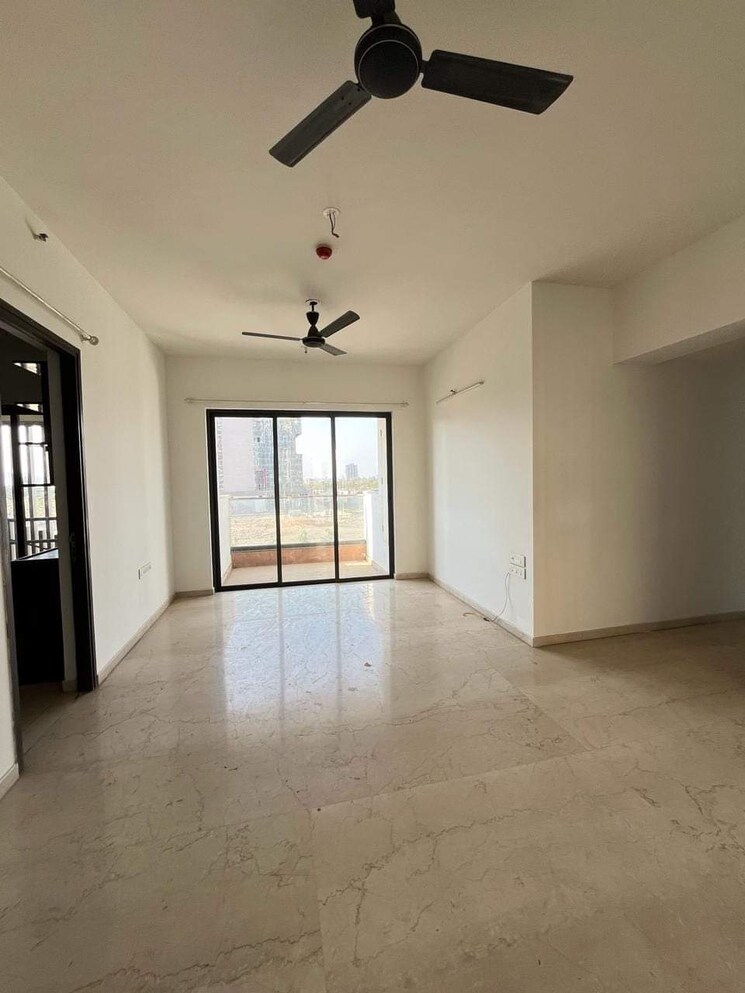 Living Room, lodha-palava-crown 3 Bedroom 992 Sq.Ft. Apartment In Dombivli East Thane 8795864