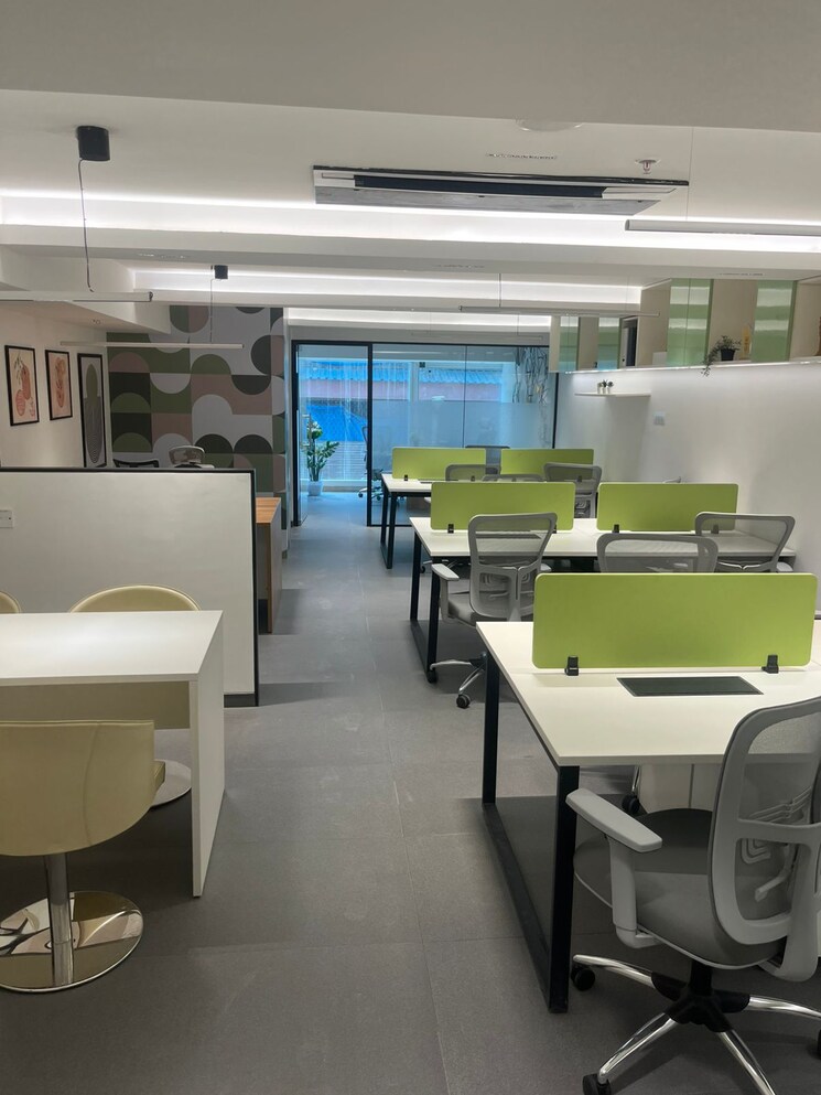 Team Area, marathon-futurex Commercial Office Space 615 Sq.Ft. In Lower Parel Mumbai 8795862