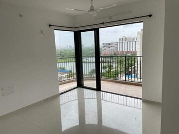 Room in 2.5 BHK Apartment at Lodha Palava Florea A To D, Dombivli East – for Sale